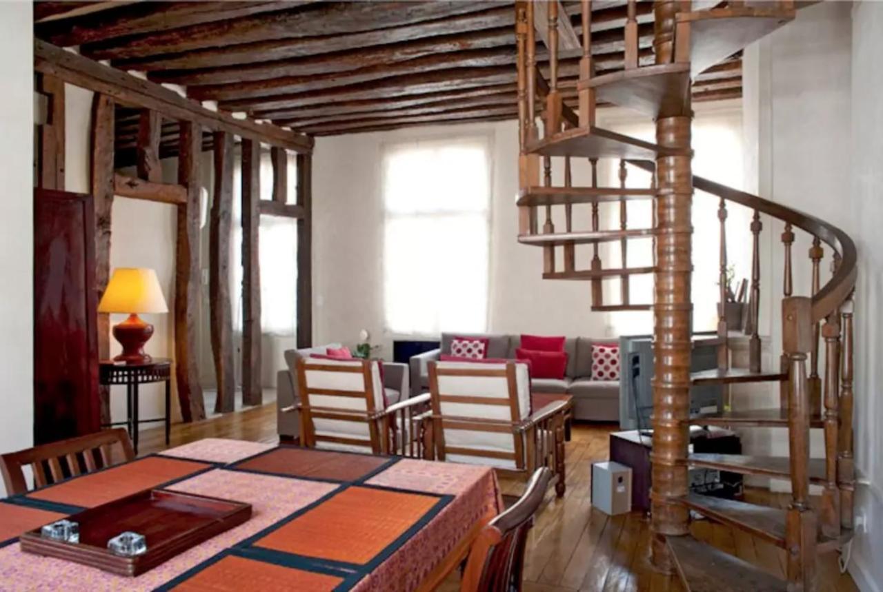 Charming Cosy Triplex In Trendy Marais Apartment Paris Luaran gambar